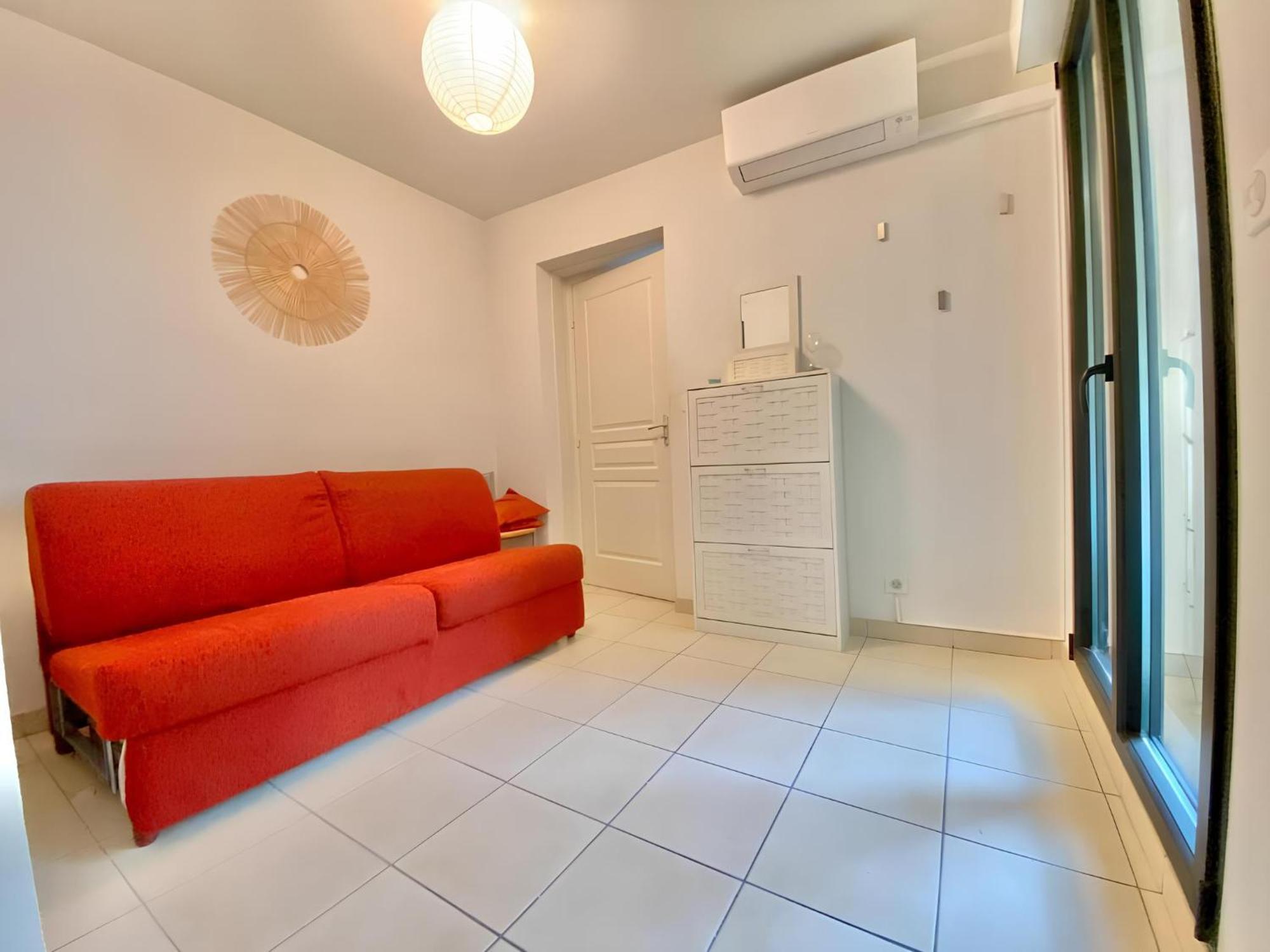 "L'Alhambra" Proche Gare Et Centre Apartment ม็องตง ภายนอก รูปภาพ